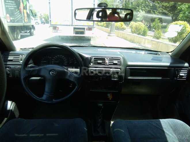 Opel Vectra 1993, 253,600 km - 1.6 l - Bakı