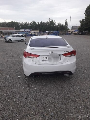 Hyundai Elantra 2010, 97,000 km - 1.6 л - Bərdə