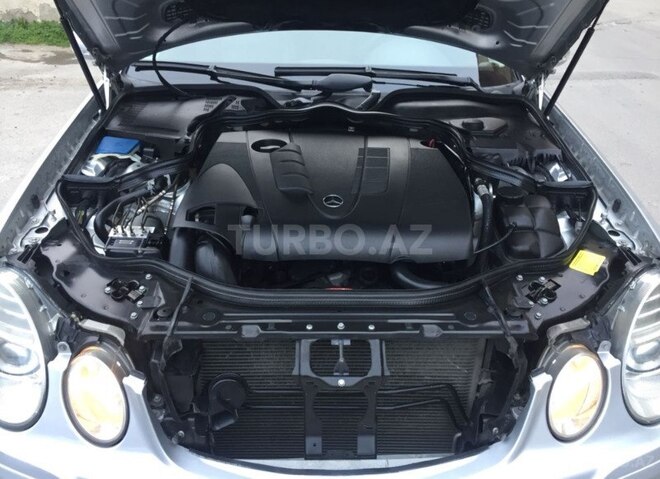 Mercedes E 220 2006, 220,000 km - 2.2 l - Bakı
