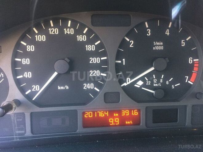 BMW 325 1998, 325,000 km - 2.5 l - Bakı