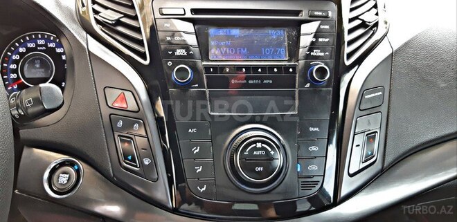 Hyundai i40 2012, 82,200 km - 2.0 l - Bakı