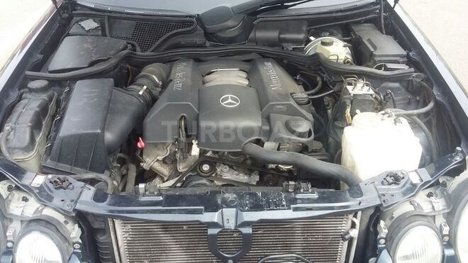 Mercedes E 240 2000, 217,000 km - 2.6 l - Bakı