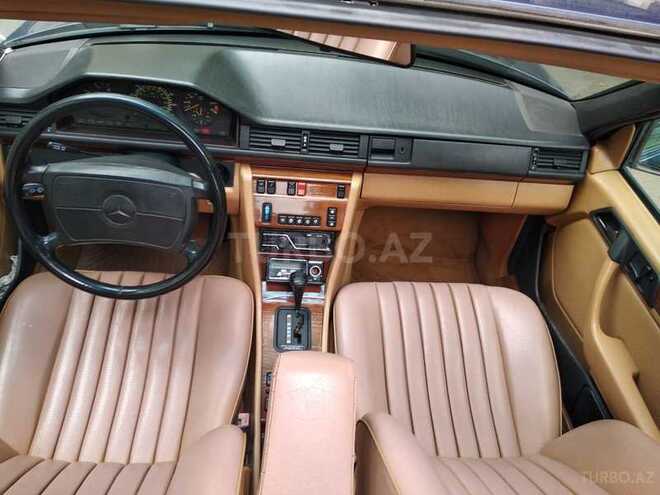 Mercedes E 260 1990, 332,000 km - 2.6 л - Bakı