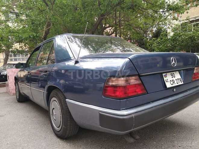 Mercedes E 260 1990, 332,000 km - 2.6 л - Bakı