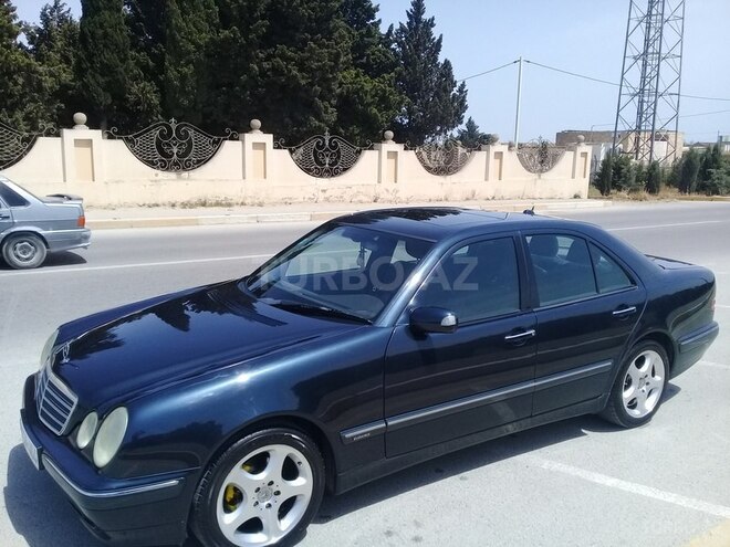 Mercedes E 240 2000, 281,000 km - 2.6 л - Bakı