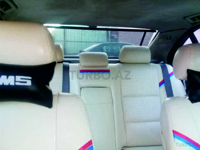 BMW 528 1996, 295,080 km - 2.8 l - Bakı
