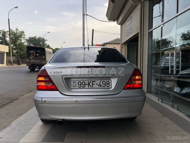 Mercedes C 230 2003, 284,000 km - 2.3 л - Bakı