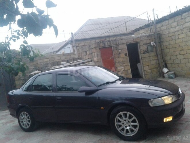 Opel Vectra 1996, 307,000 km - 2.0 l - Sumqayıt