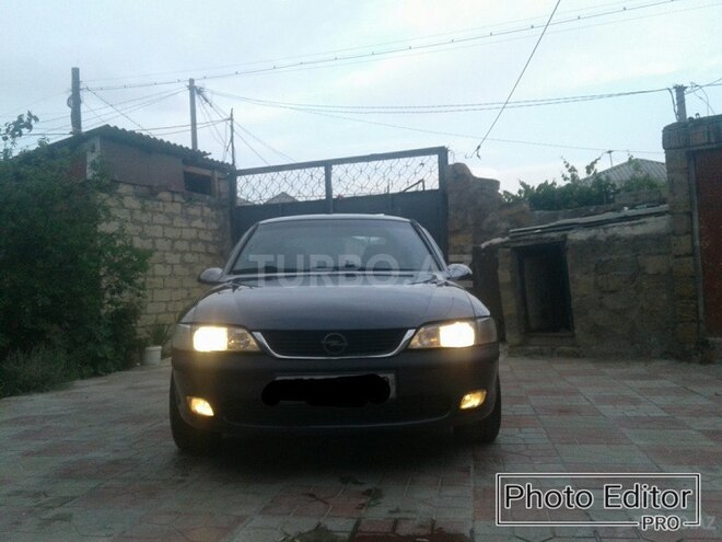 Opel Vectra 1996, 307,000 km - 2.0 l - Sumqayıt