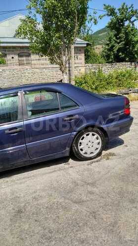 Mercedes C 220 1998, 256,000 km - 2.2 л - Şəki