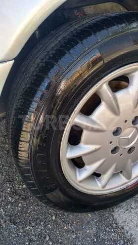 Mercedes C 220 1998, 256,000 km - 2.2 л - Şəki