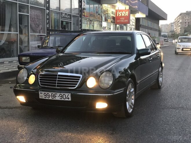 Mercedes E 270 1999, 248,000 km - 2.7 l - Bakı