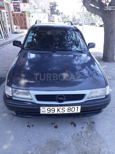 Opel Astra 1996, 235,000 km - 1.6 l - Bakı