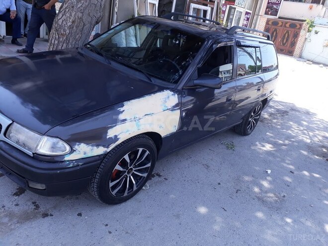 Opel Astra 1996, 235,000 km - 1.6 l - Bakı
