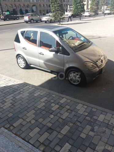 Mercedes A 190 1999, 230,000 km - 1.9 л - Bakı