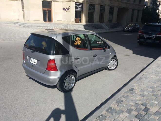 Mercedes A 190 1999, 230,000 km - 1.9 л - Bakı