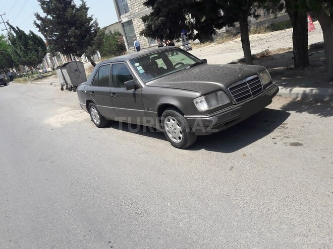 Mercedes E 260 1989, 266,000 km - 2.6 l - Bakı
