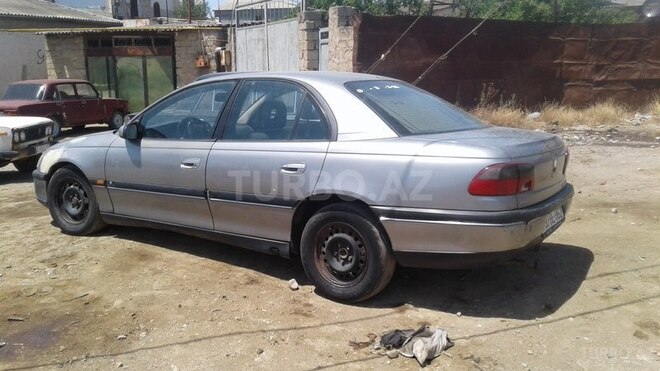 Opel Omega 1994, 245,543 km - 2.0 l - Bakı