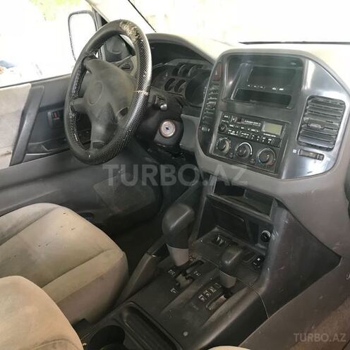 Mitsubishi Pajero 2002, 2,422,000 km - 0.1 l - Masallı