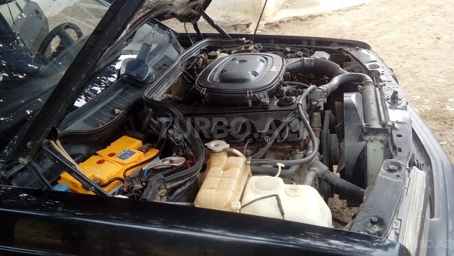 Mercedes 190 1992, 300,000 km - 1.8 l - Qazax