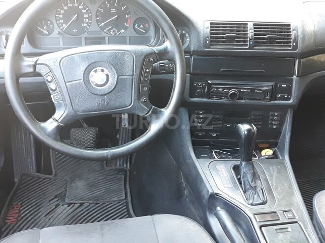 BMW 523 1996, 298,734 km - 2.5 l - Bakı