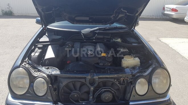 Mercedes E 240 1998, 234,025 km - 2.4 л - Bakı