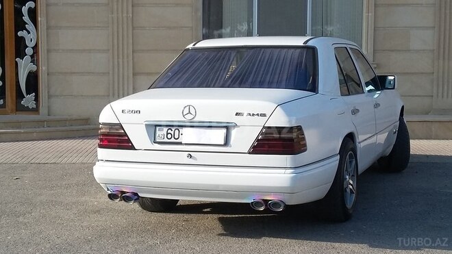 Mercedes E 200 1993, 285,000 km - 2.0 l - Bakı