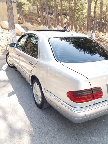 Mercedes E 300 1998, 320,000 km - 3.0 l - Sumqayıt