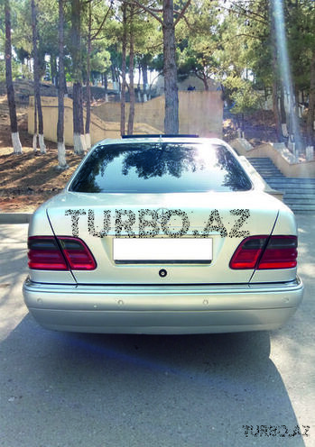 Mercedes E 300 1998, 320,000 km - 3.0 l - Sumqayıt