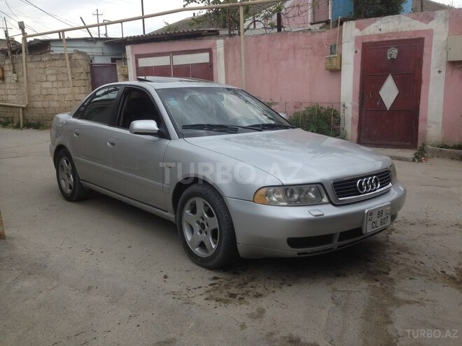 Audi A4 2000, 234,000 km - 1.8 l - Bakı