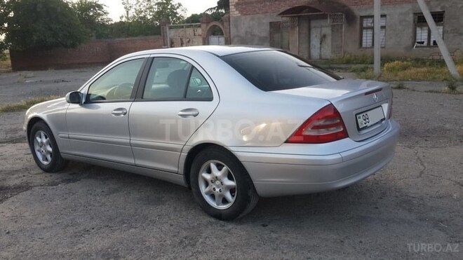 Mercedes C 200 2001, 292,000 km - 2.0 l - Gəncə