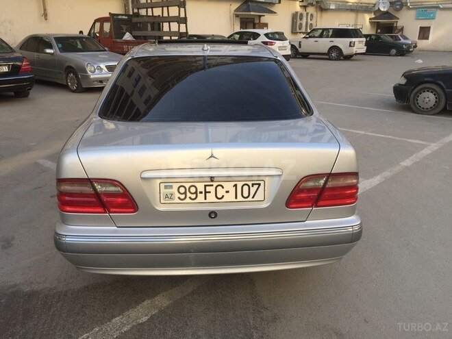 Mercedes E 240 2000, 276,778 km - 2.6 л - Bakı