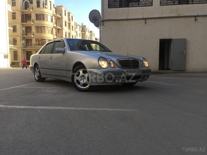 Mercedes E 240 2000, 276,778 km - 2.6 л - Bakı