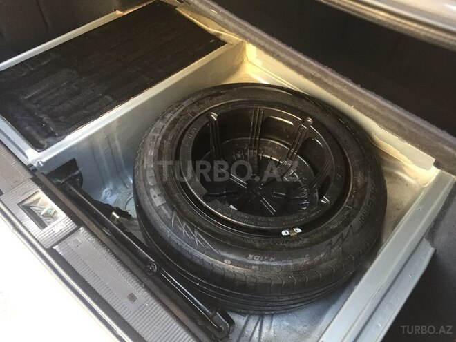 Mercedes E 240 2000, 276,778 km - 2.6 л - Bakı