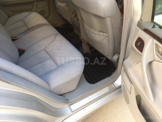 Mercedes E 240 2000, 276,778 km - 2.6 л - Bakı