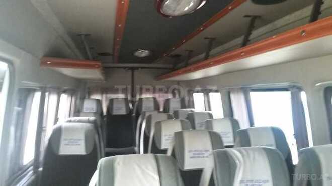 Mercedes Sprinter 313 2004, 3,334,701 km - 2.2 л - Yevlax
