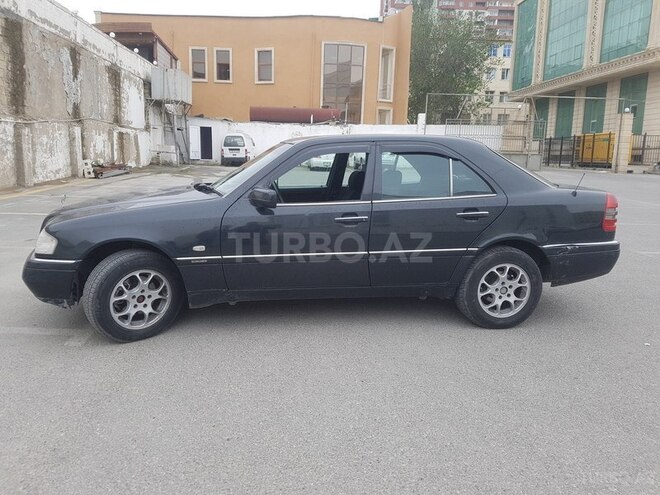 Mercedes C 180 1995, 236,521 km - 1.8 l - Bakı