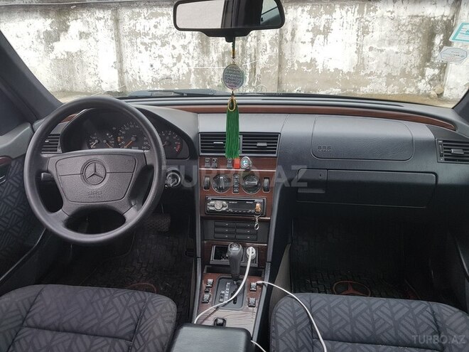 Mercedes C 180 1995, 236,521 km - 1.8 l - Bakı