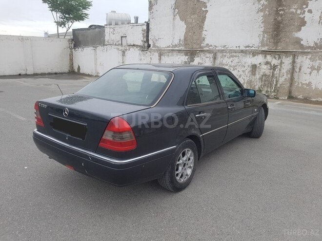 Mercedes C 180 1995, 236,521 km - 1.8 l - Bakı