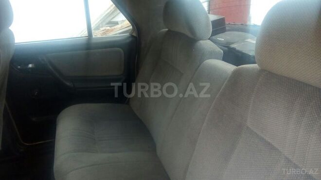 GAZ 3110 2002, 210,000 km - 2.3 l - Bakı