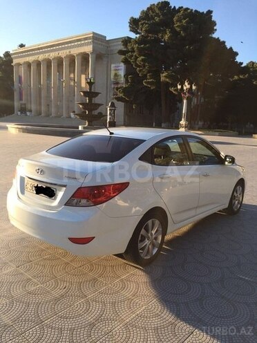 Hyundai Accent 2011, 108,000 km - 1.6 л - Bakı