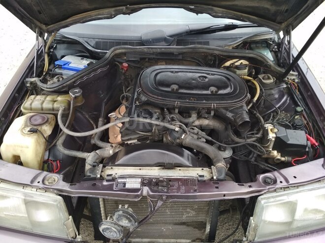 Mercedes 190 1993, 267,777 km - 2.3 л - Bakı