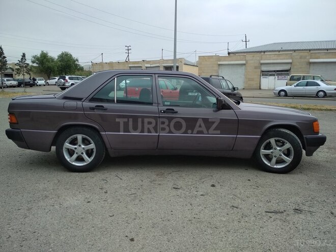 Mercedes 190 1993, 267,777 km - 2.3 л - Bakı