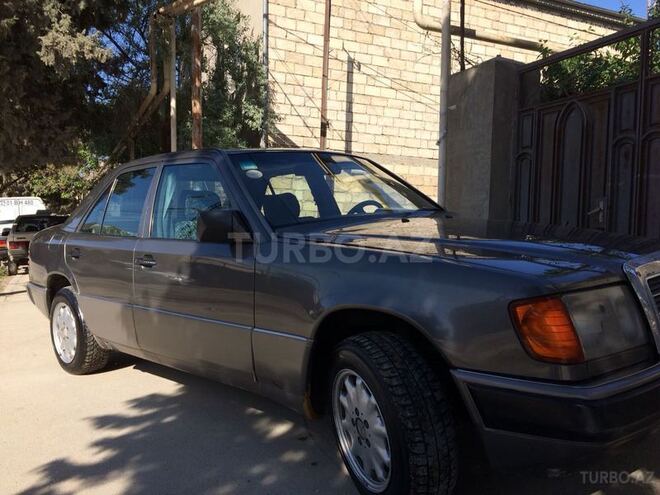 Mercedes E 230 1993, 700 km - 0.2 l - Bakı