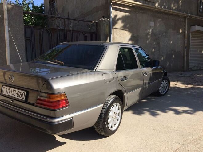 Mercedes E 230 1993, 700 km - 0.2 l - Bakı