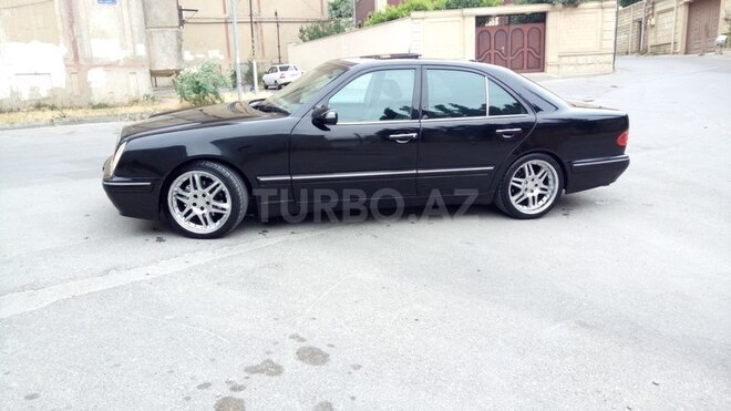 Mercedes E 320 2000, 278,320 km - 3.2 l - Bakı