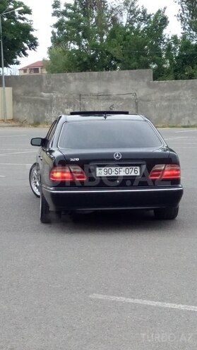 Mercedes E 320 2000, 278,320 km - 3.2 l - Bakı