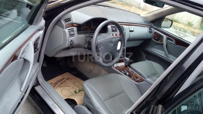 Mercedes E 320 2000, 278,320 km - 3.2 l - Bakı