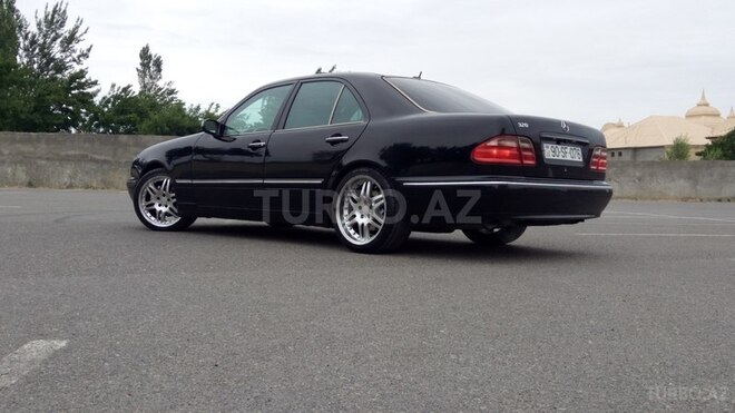 Mercedes E 320 2000, 278,320 km - 3.2 l - Bakı