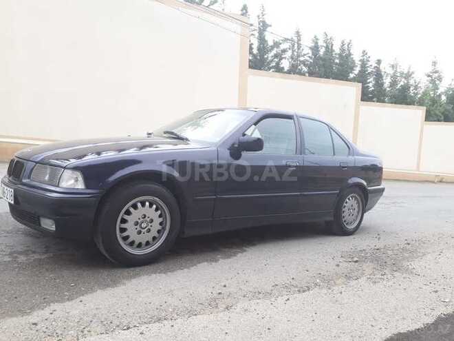 BMW 218 1993, 239,000 km - 1.8 l - Bakı